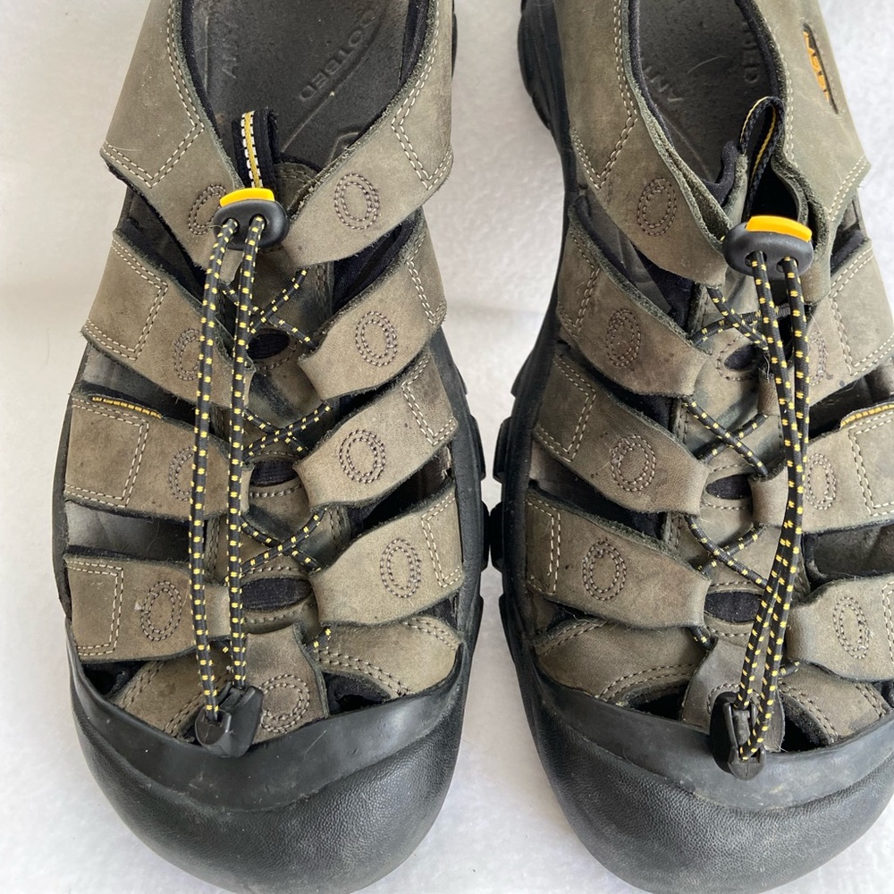 KEEN Newport H2 Water Shoes Sport Hiking Sandals Men's Sz 13 Dark Gray Excellent